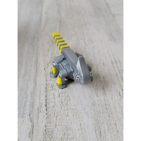 Mattel yellow stripe lizard robot rollerball 2015 toy figure - Picture 1 of 4